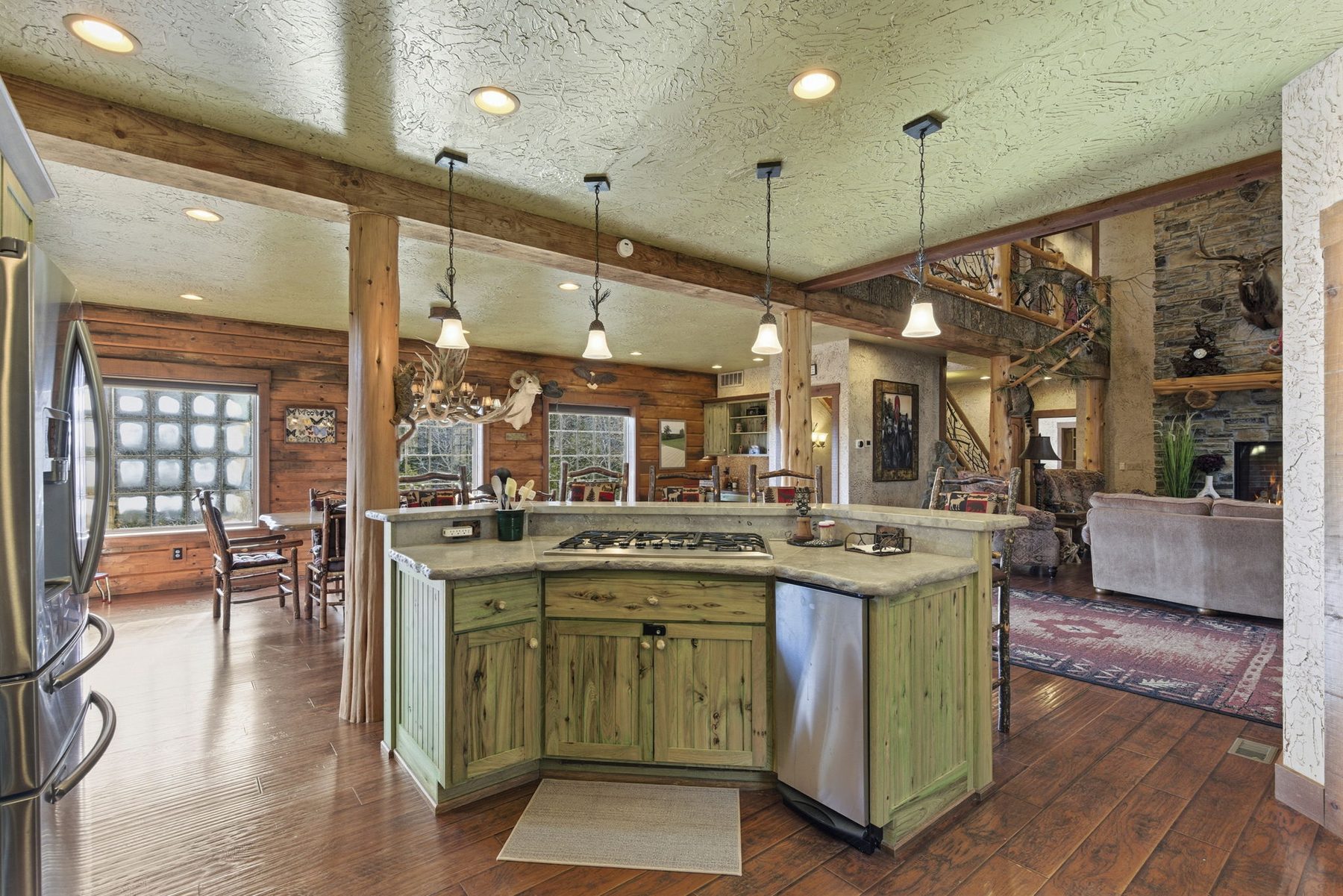 Kitchen with long center island